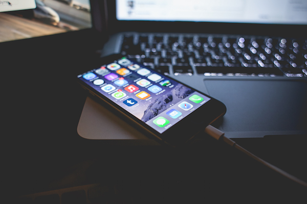 【AndroidとiPhoneを比較】iPhoneの魅力6選を紹介