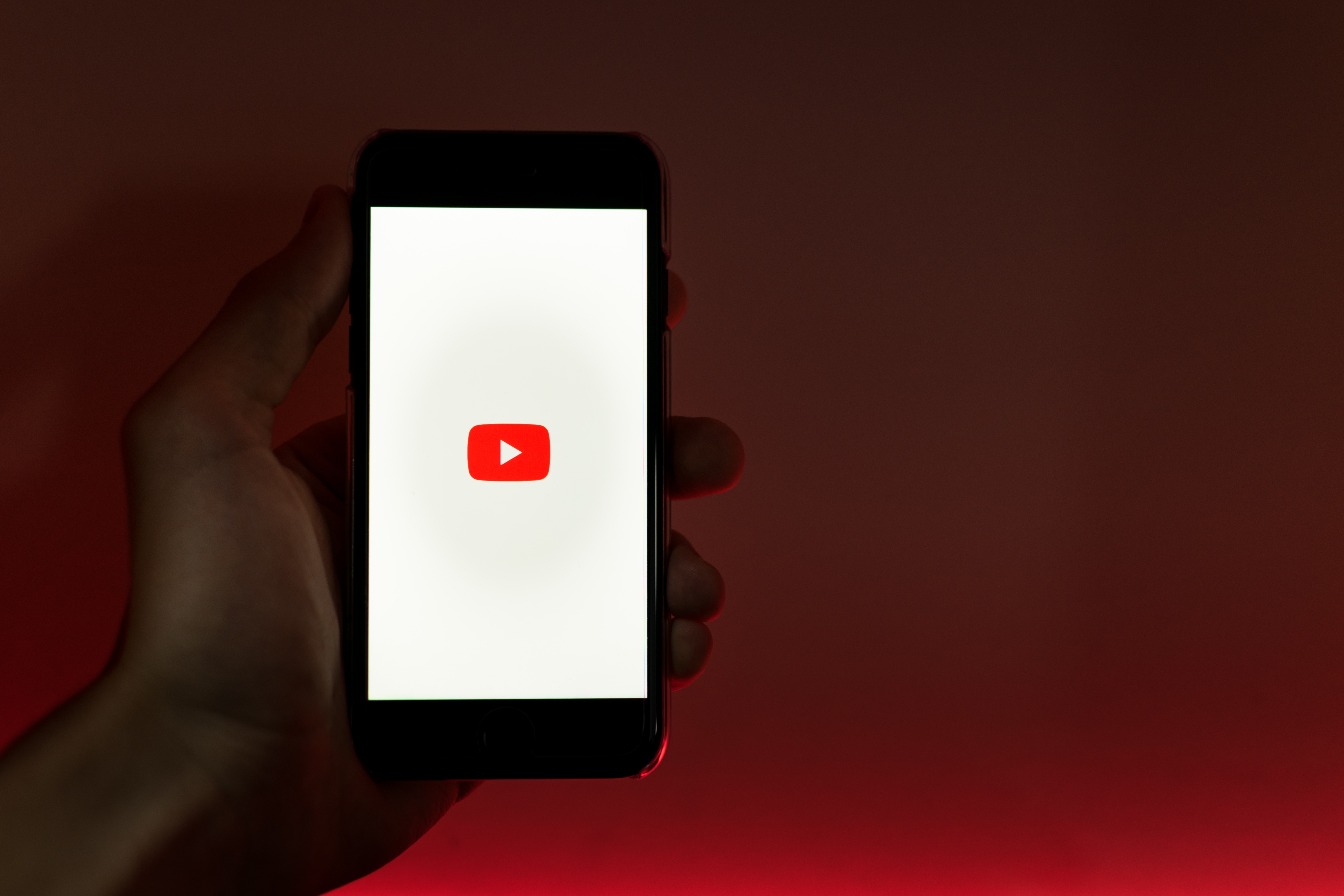 Vtuberのメリット・デメリットと成るために必要な機器とスキルとは?
