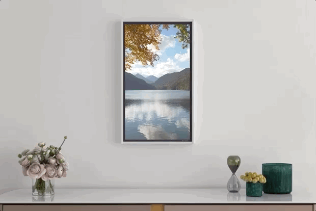 窓型スマートディスプレイで部屋から世界の風景を見にいこう