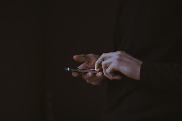 【iPhoneアクセスガイド】他人に特定のアプリ以外を見られないようにする